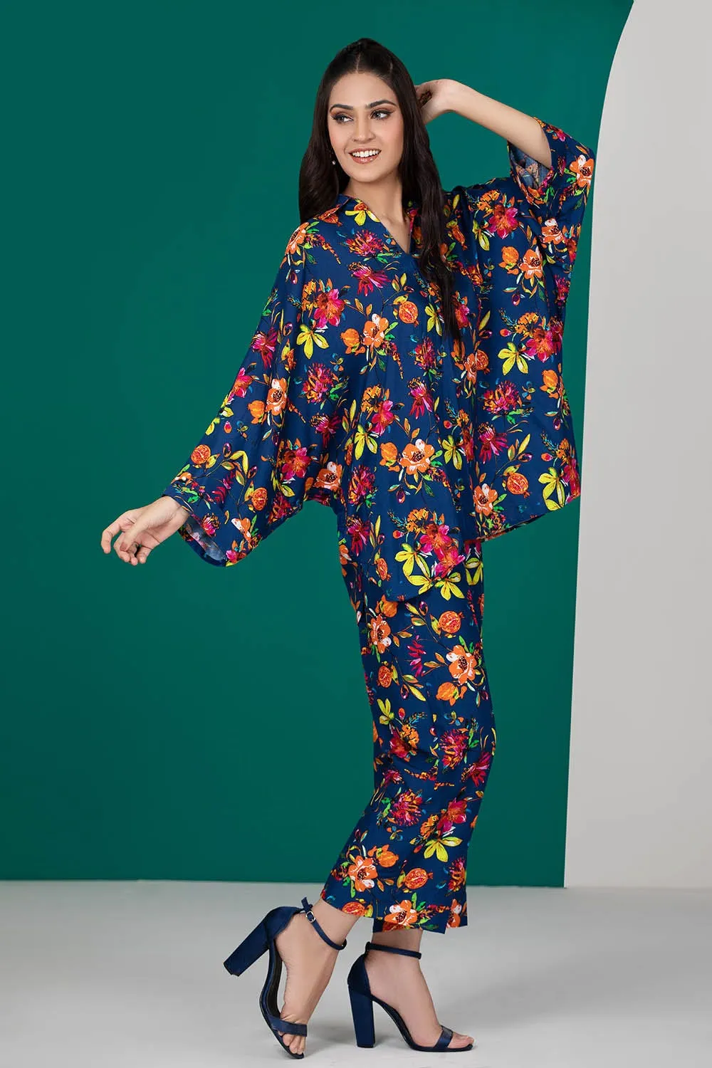 Gul Ahmed Charcoal Collection – 2PC Linen Digital Printed Suit VT-22006
