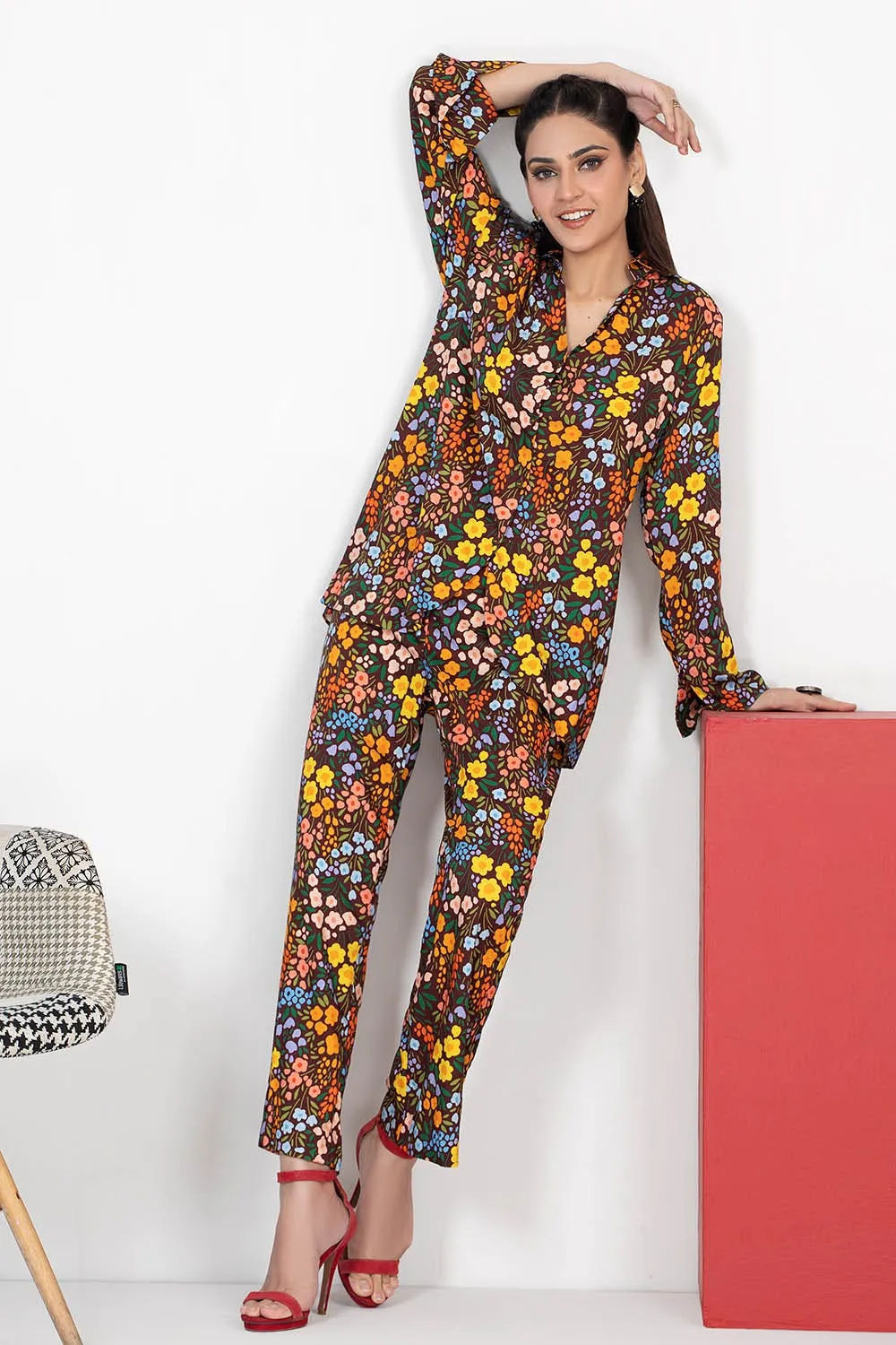 Gul Ahmed  Charcoal Collection – 2PC Linen Digital Printed Suit VT-22013
